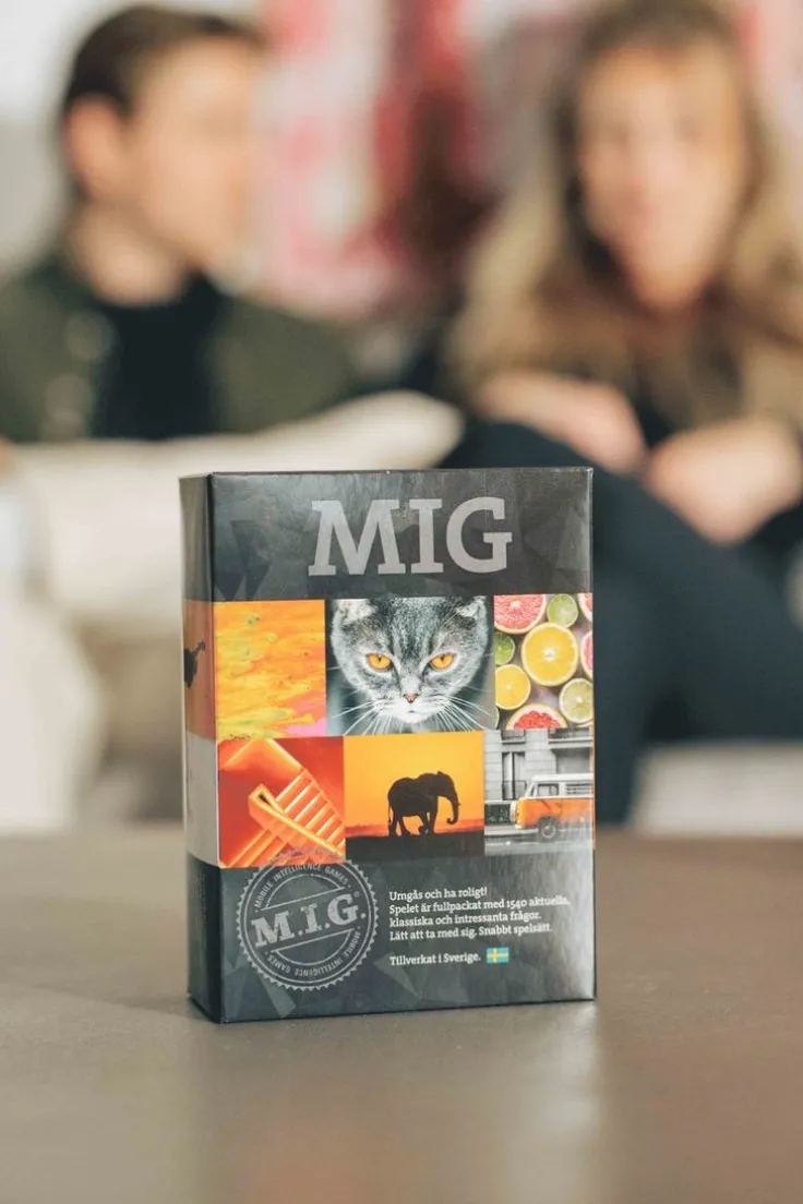 MIG Svart